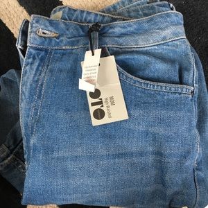 High waisted mom jeans top shop